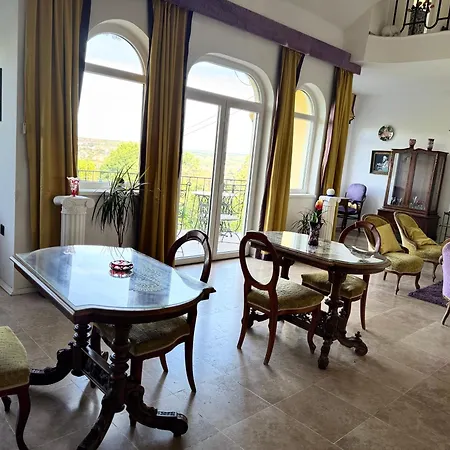 Panorama Apartman *